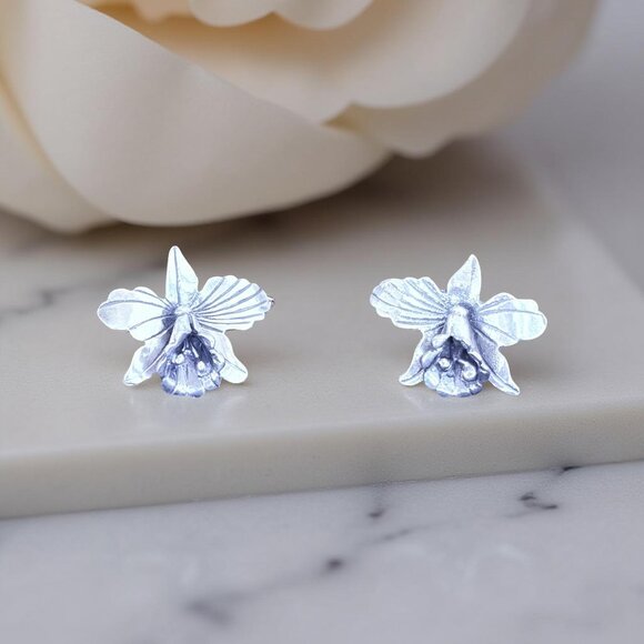 ✨ NWT Sterling Silver Orchid Flower Stud Earrings – Elegant Botanical Gift ✨ - Picture 6 of 6